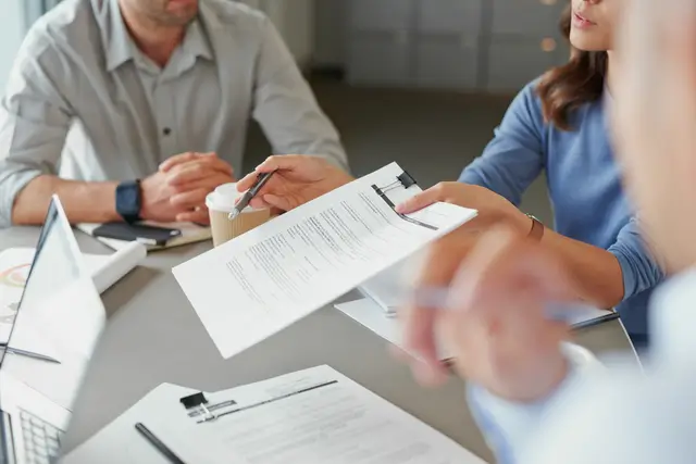 Artificial Intelligence in LegalTech image