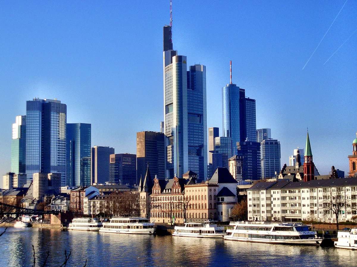 https://staging.devsdata.com/wp-content/uploads/2024/07/top5Frankfurt_Frankfurt_Skyline_1.jpg