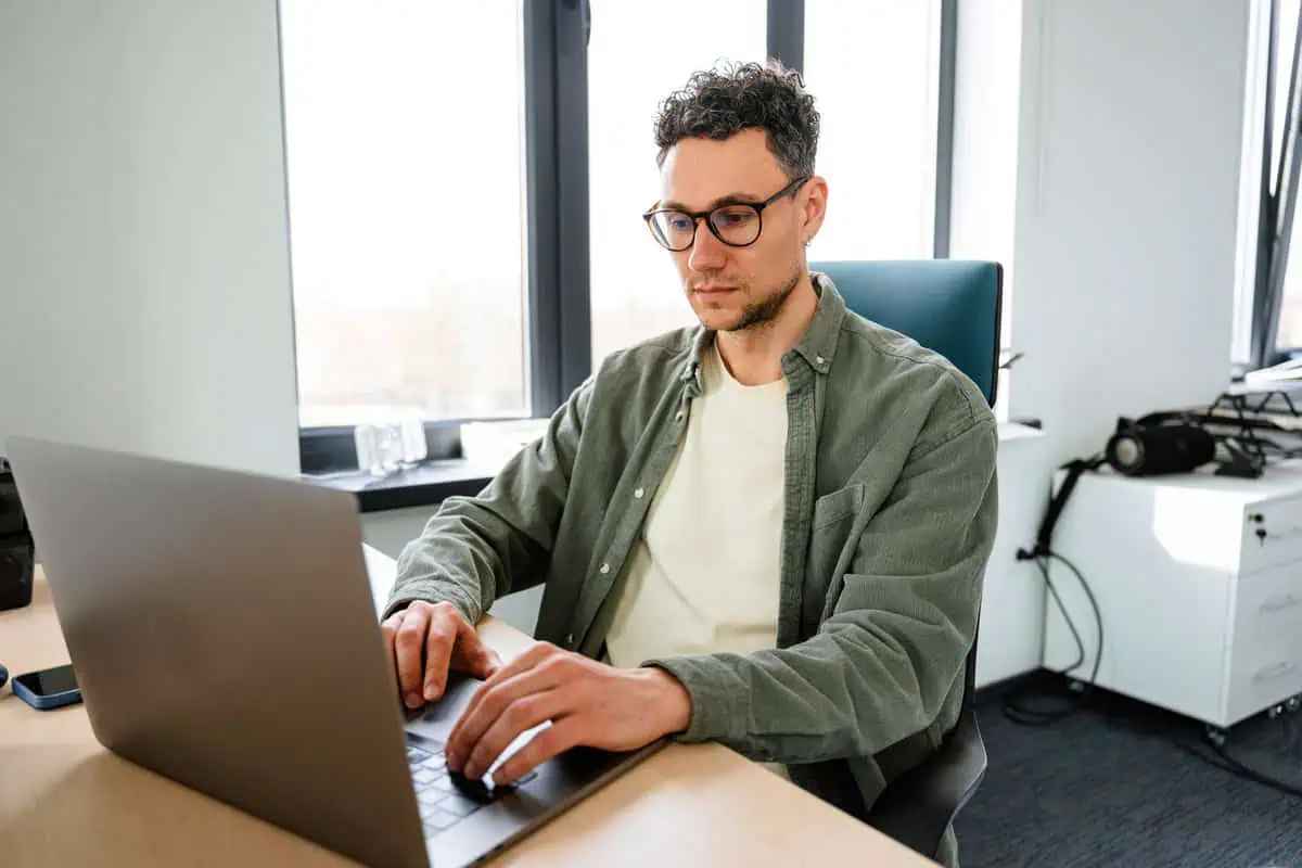 IT Engineer Job Description Template