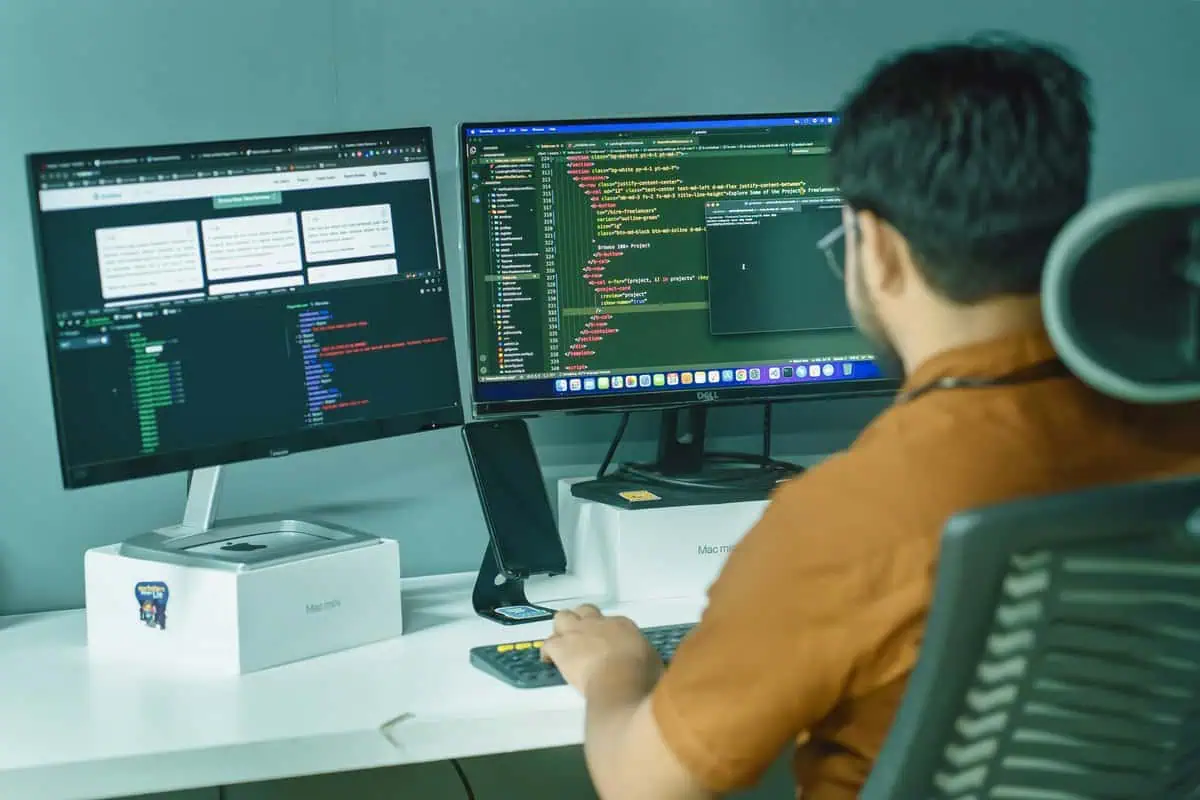 IT Operations Manager Job Description Template