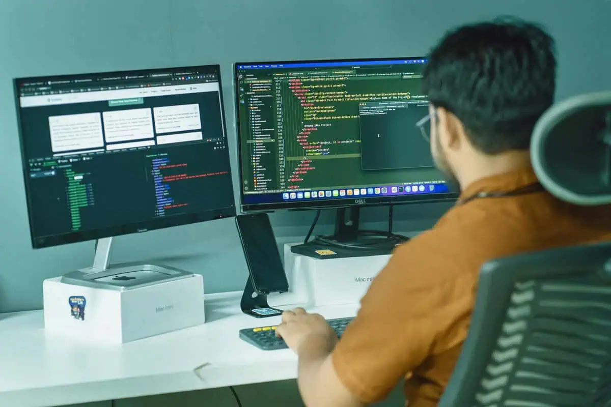 Junior React Developer Job Description Template