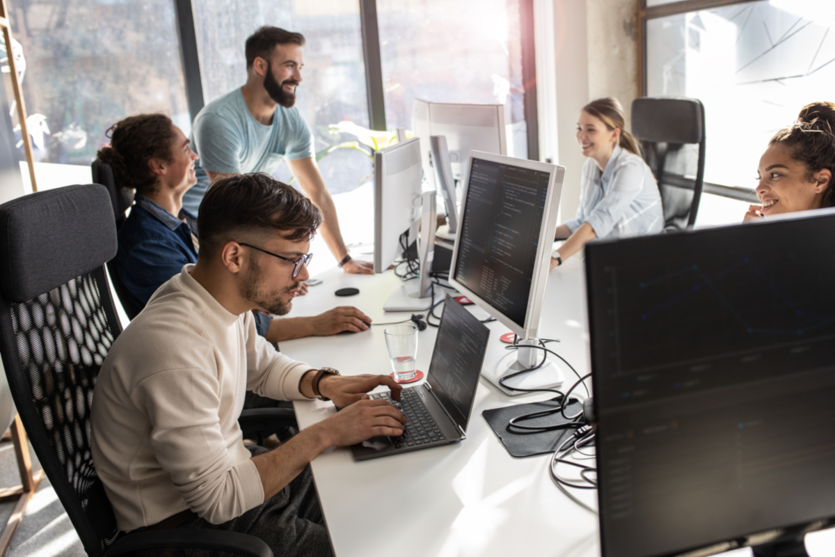 Polish Software Developers: Salaries, Pros, and Cons