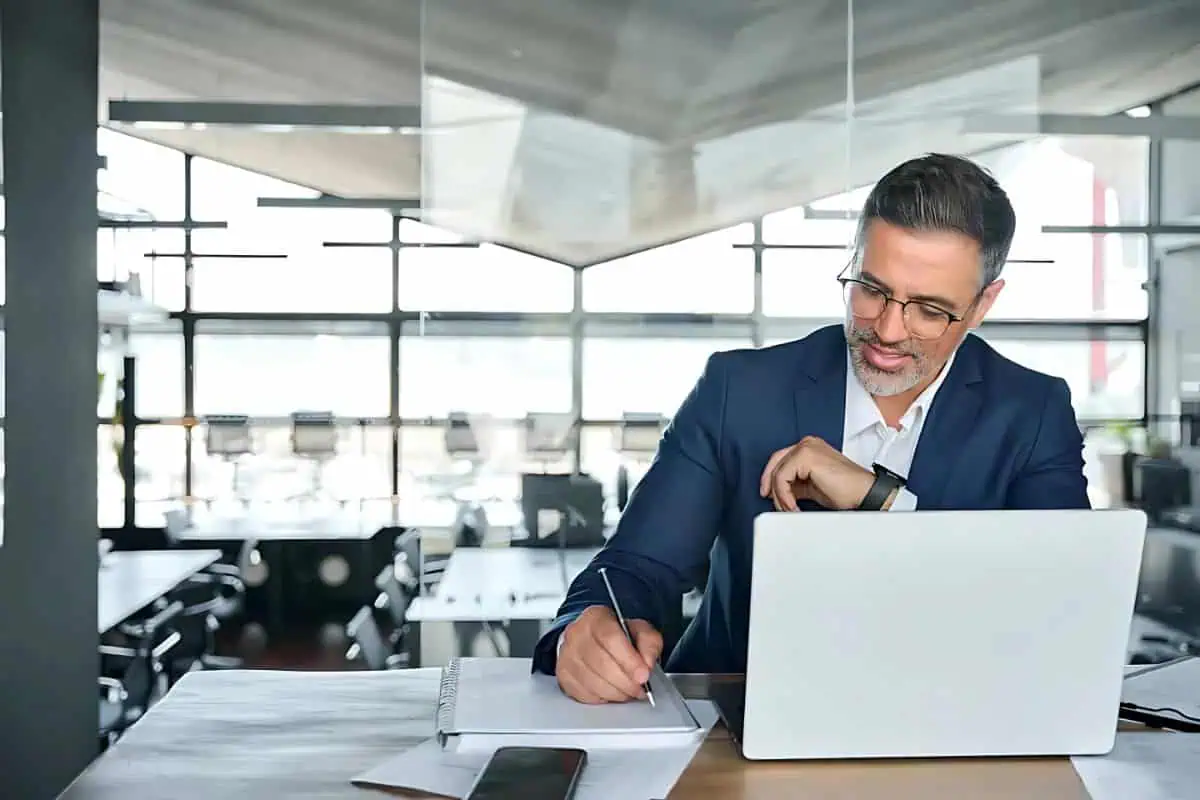 General Manager  – opis, zadania i rola w firmie