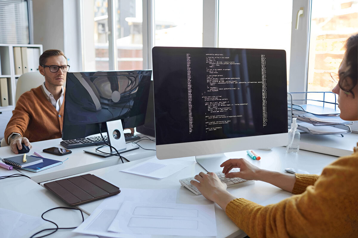 Flutter App Developer main image testimonial