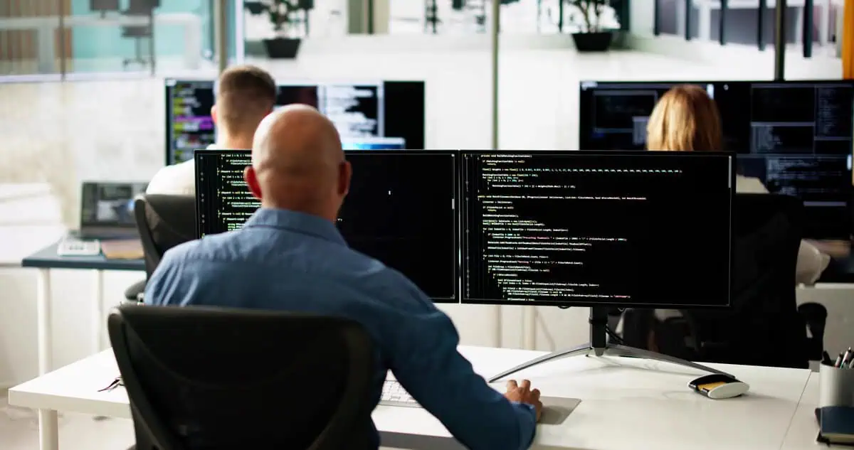 Hire .NET Remote Developers: Top 15 Sites & Agencies