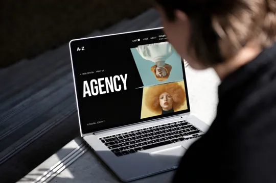 Recruitment of two administrative and operations specialists for the director of a design studio in Berlin